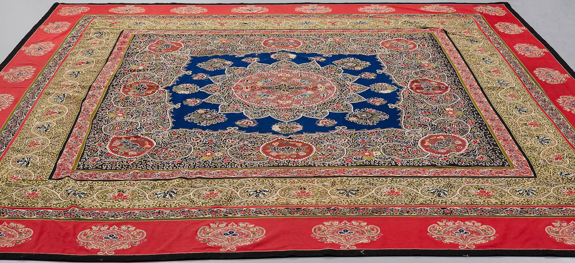 AN EMBROIDERY, a semi-antique Rascht, Persia (Iran), ca 312,5 x 311 cm.