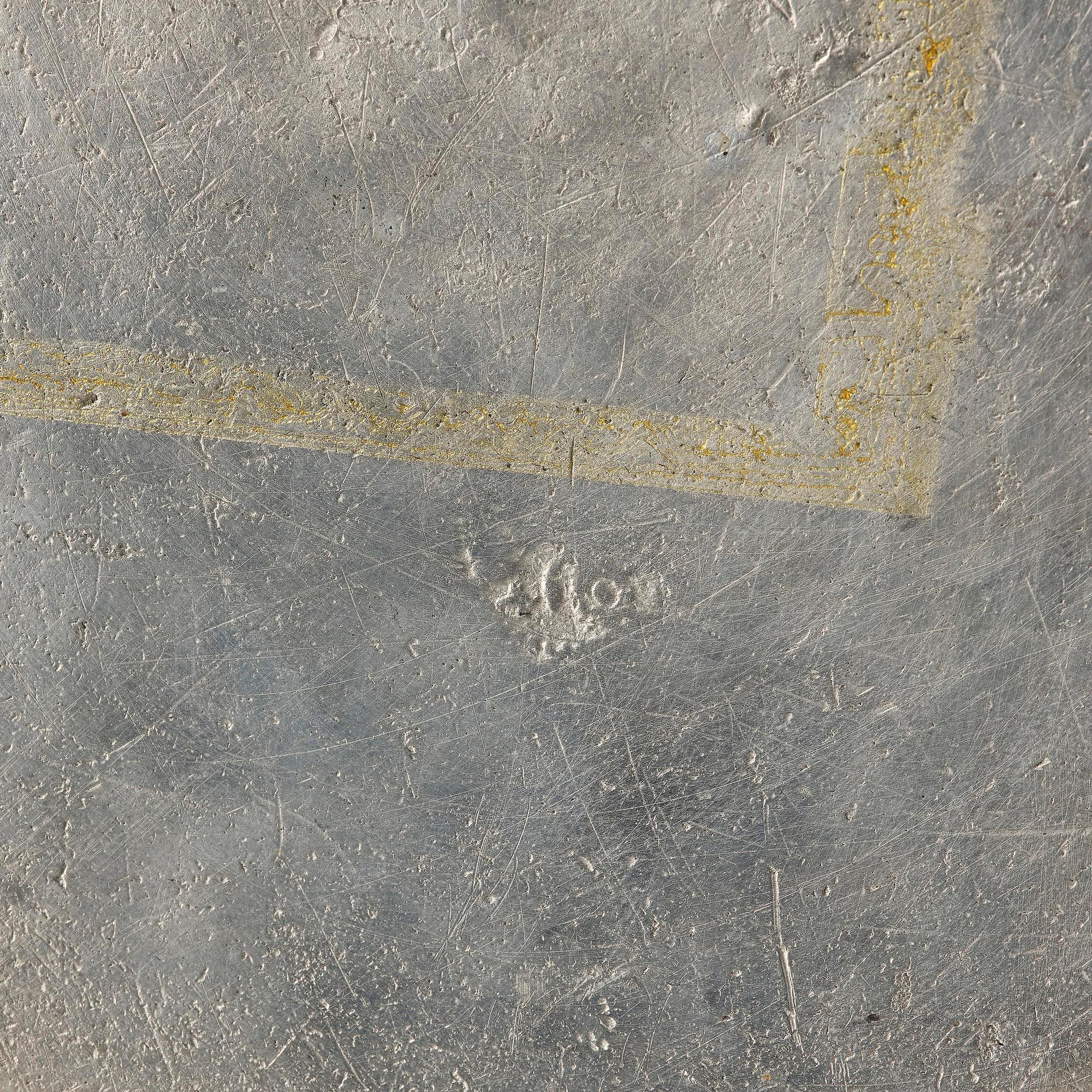 Tallrik, ur Hedvig Eleonoras Strömsholmsservis, av Nicholas Kelk (mästare i London 1638-88), daterat 1680.