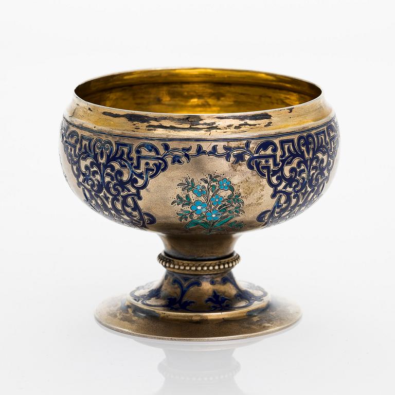 Gilded silver and enamel bowl, unidentified master A.W, Moscow 1875.