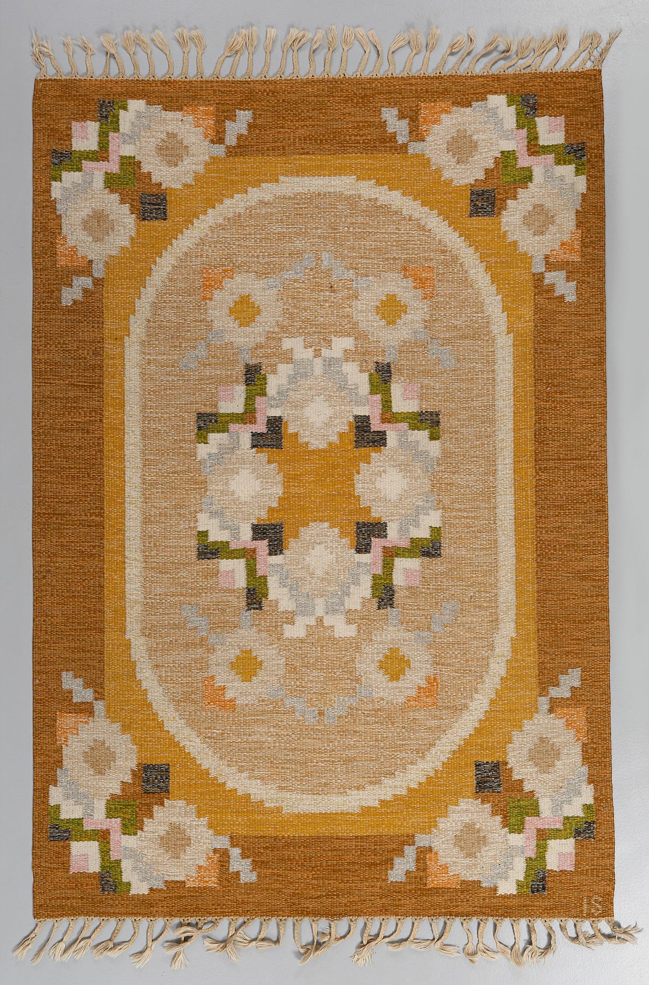 MATTA, rölakan, Ingegerd Silow, monogramsignerad IS, ca 200 x 137 cm.