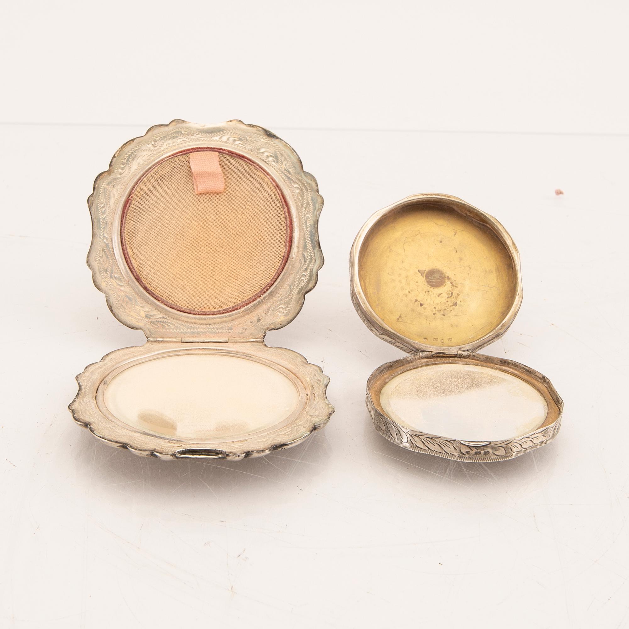 Dosor samt dekordelar 7 dlr silver 18/1900-tal.