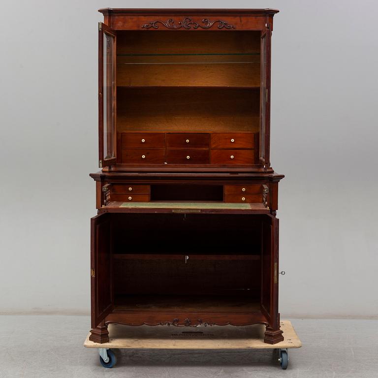 A late 19th Century cabinet.