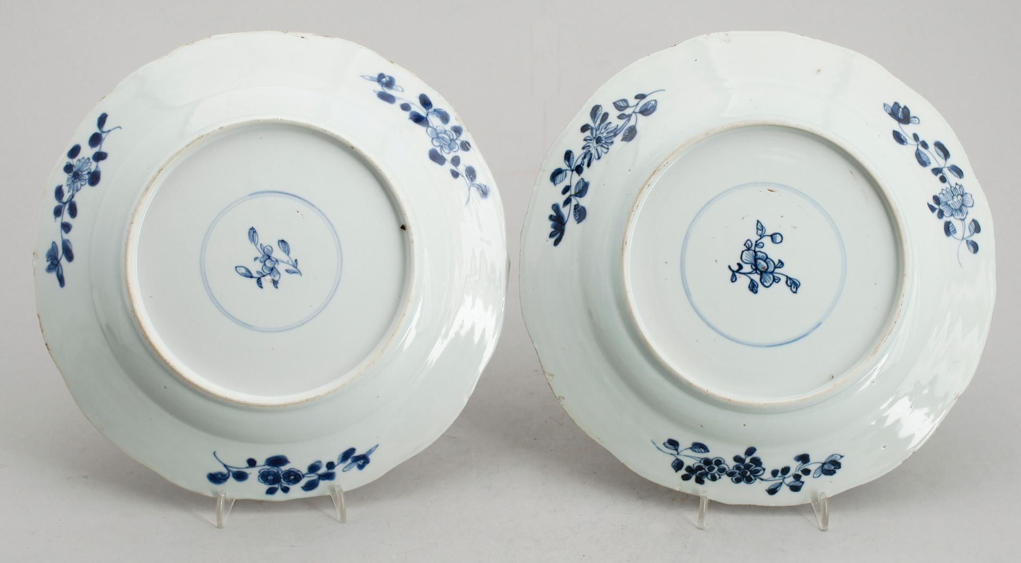 TALLRIKAR, 1 par, porslin, Kina, Qianlong.