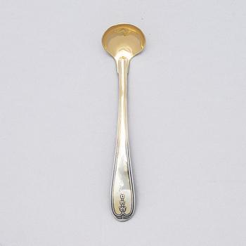 A Swedish 19th century silver mustard pot and spoon, mark of Pehr Zethelius, Stockholm 1807.