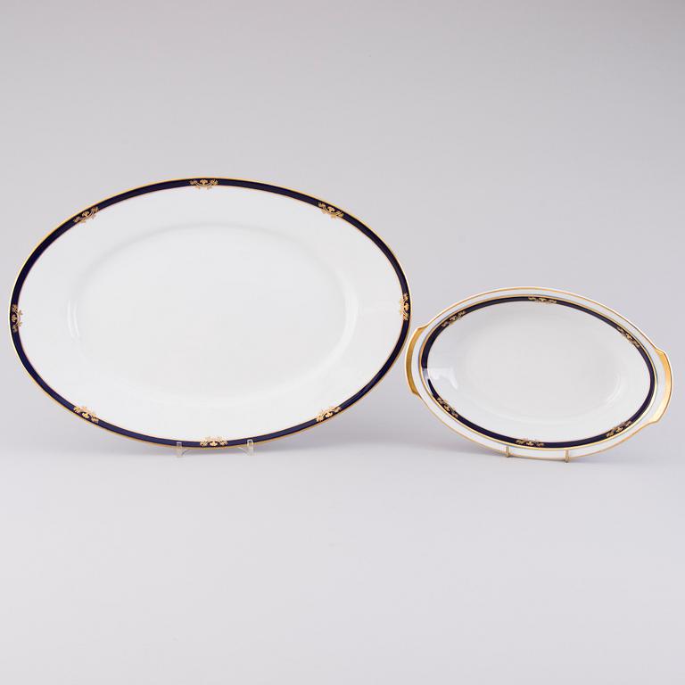 A 70-pcs set of dinnerware and for coffee, Arabia Finland 1932-1949.