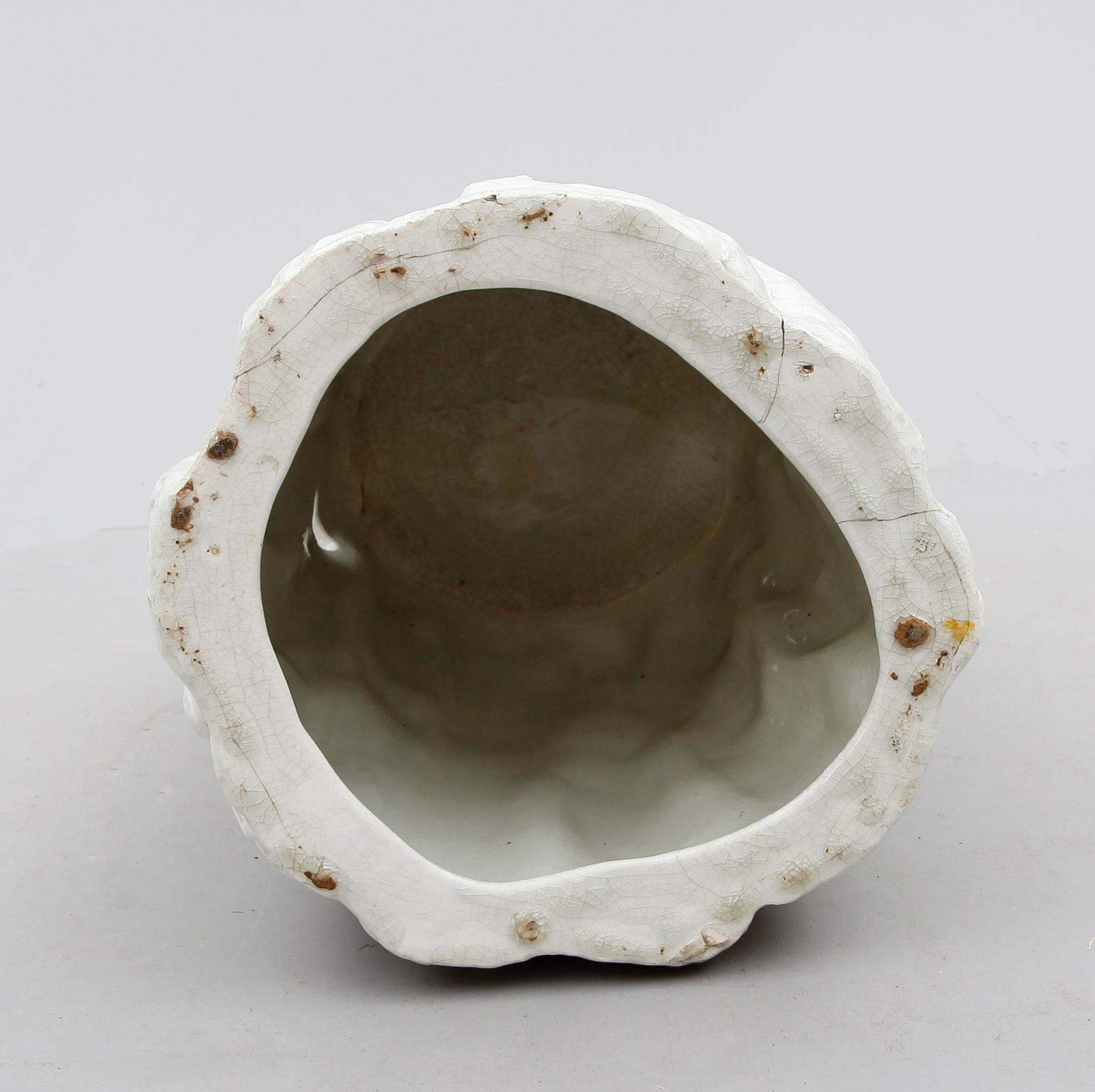 TRÄDGÅRDSPALL, majolika, sekelskiftet 1900.