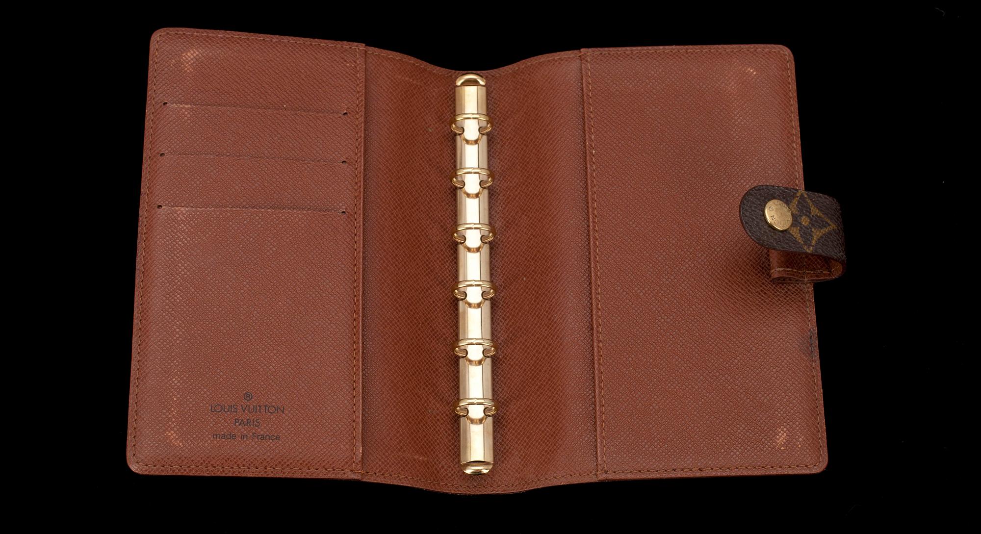 FILOFAX, "Small Agenda Ring Cover" Louis Vuitton.