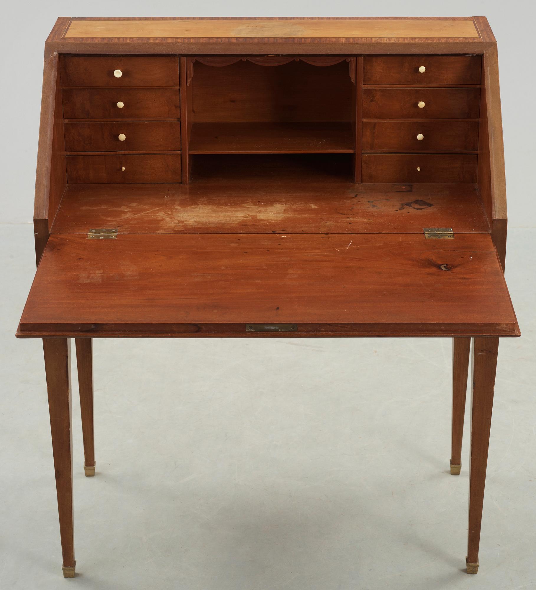 SEKRETÄR, Gustaviansk stil, 1900-tal.