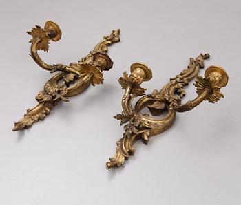 VÄGGLAMPETTER, 1 par, rokokostil, 1900-talets första hälft.