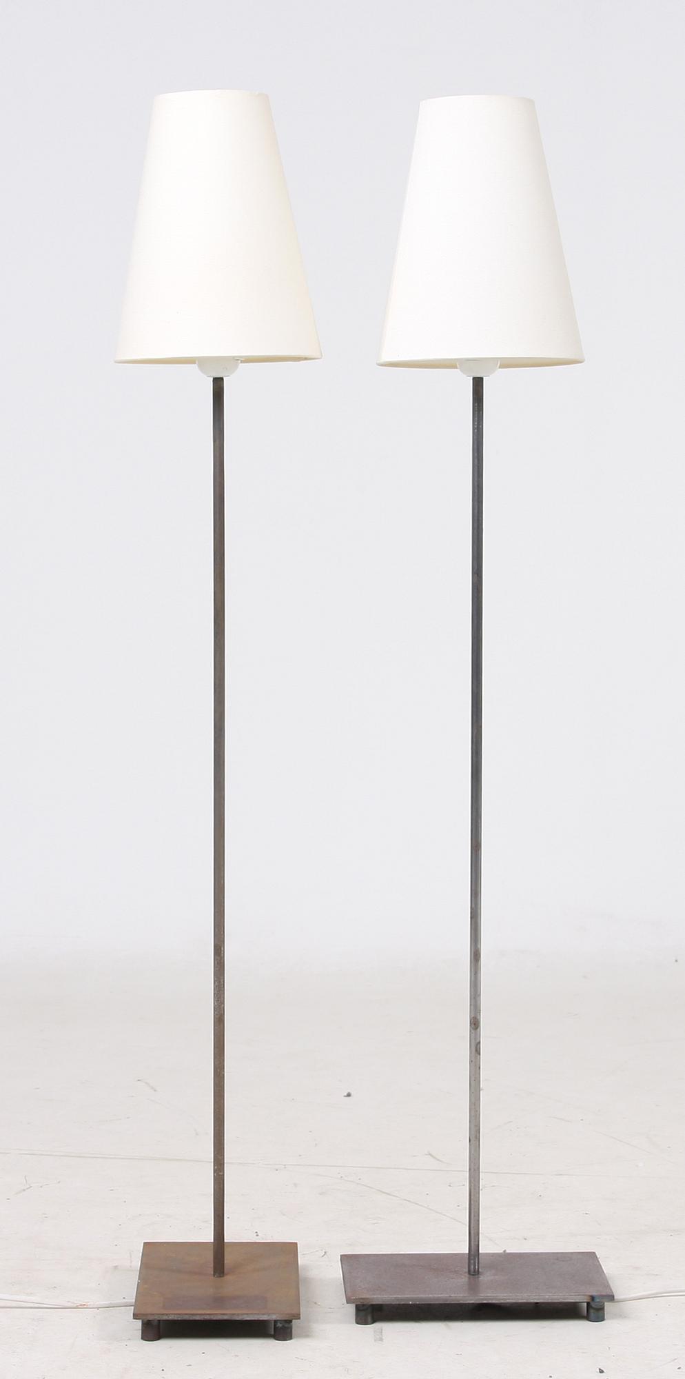 BORDSLAMPOR, ett par, 1900-talets sista del.