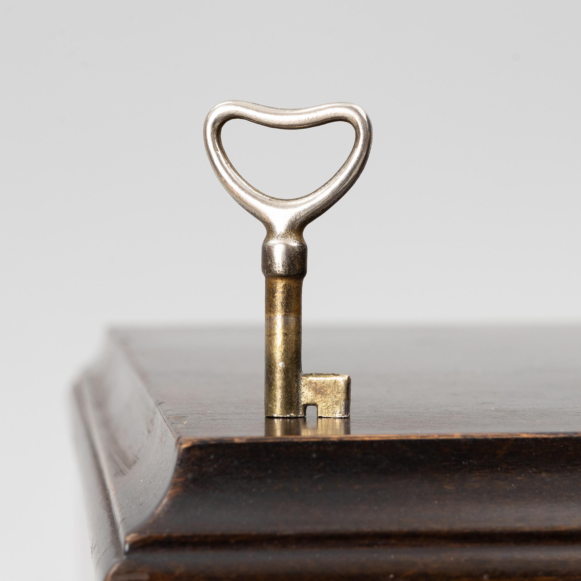 Bookcase, 1920s/30s.