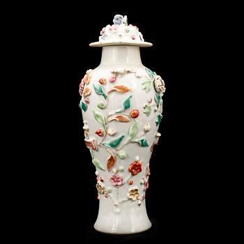 VAS med LOCK, kompaniporslin. Qing dynastin, Qianlong (1736-95).