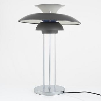 Poul Henningsen, bordslampa "PH5", modell 27095, Louis Poulsen, Danmark.