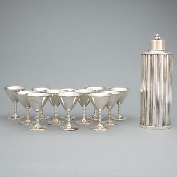 SHAKER samt GLAS, 13 delar, nysilver, Tesi, 1900-talets andra kvartal.