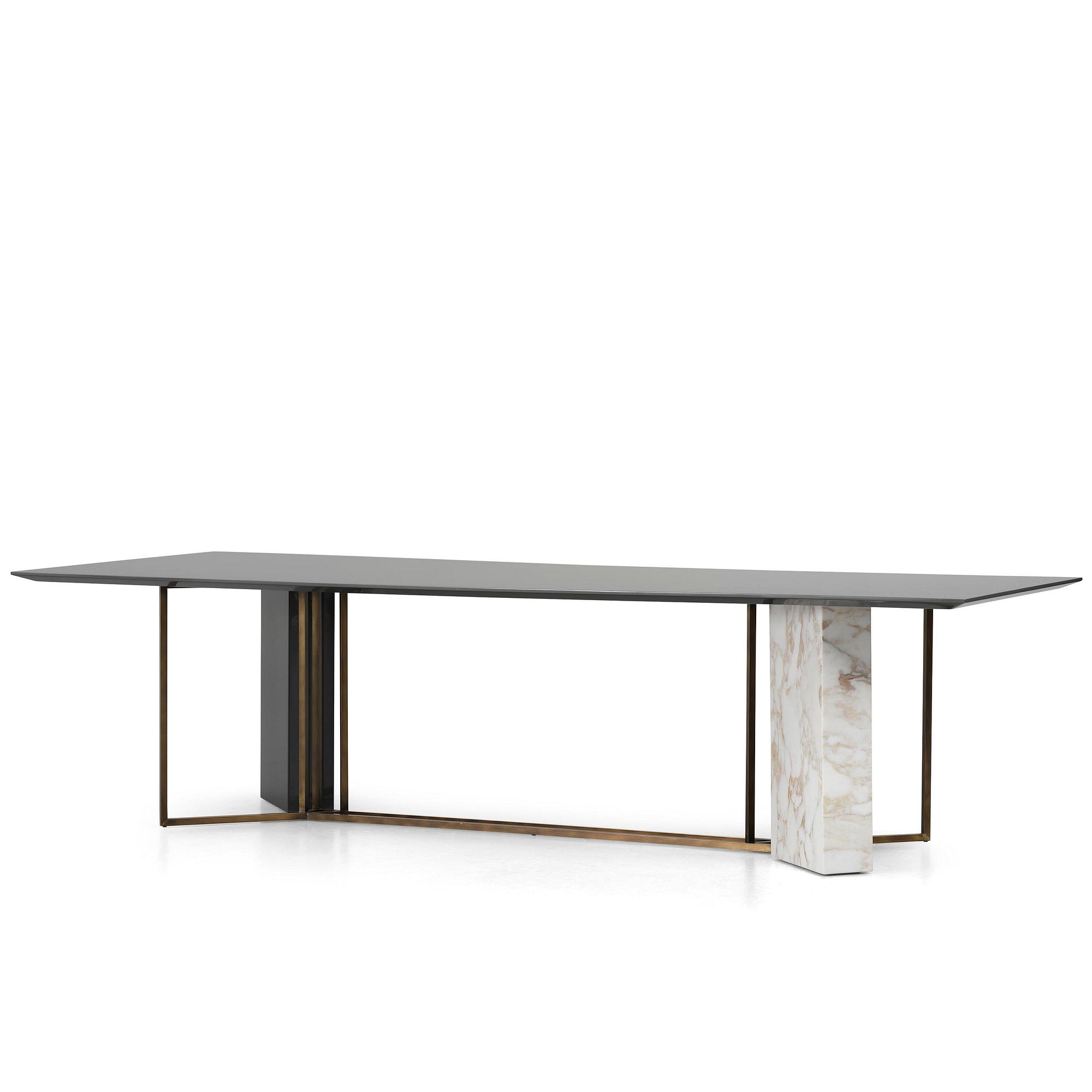 Andrea Parisio, matbord, "Plinto Rectangular", Meridiani, Italien, efter 2015.