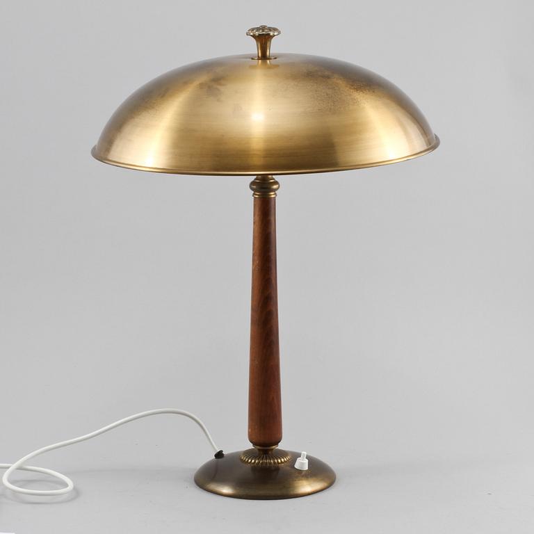BORDSLAMPA, 1900-talets andra hälft.