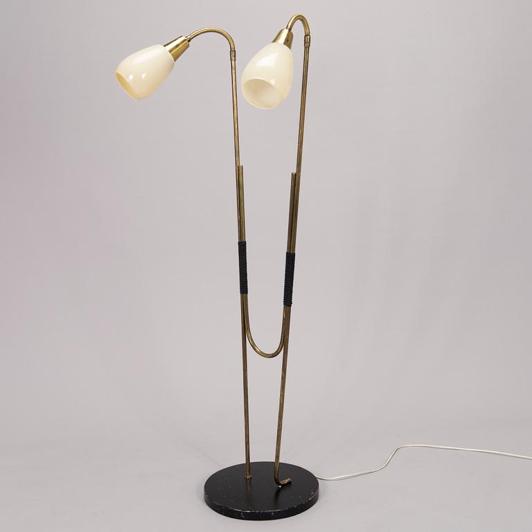 A 1950s floor lamp.