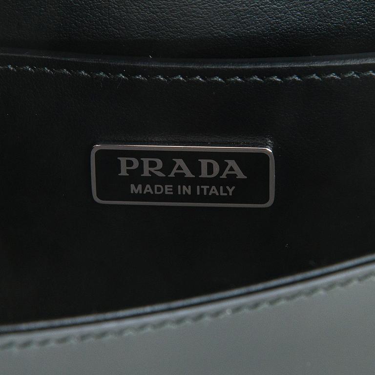 Prada, väska.