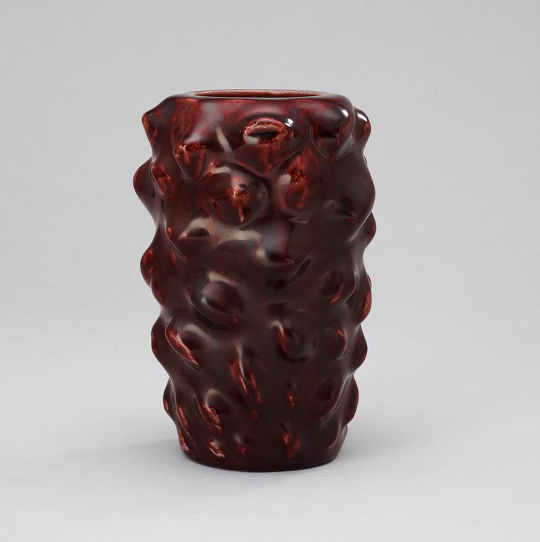 An Axel Salto stoneware vase, Royal Copenhagen, Denmark 1968.