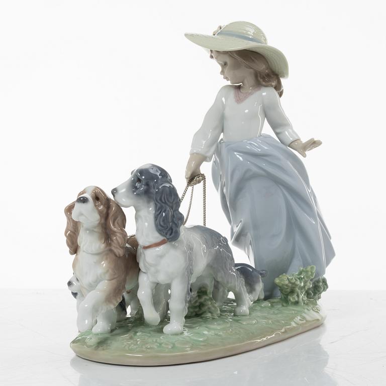 Lladró Privilege, figurine, "Puppy parade", Lladró, Spain.
