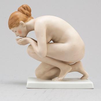 FIGURIN, porslin, Ernst Wenck, Rosenthal, 1900-talets andra kvartal.