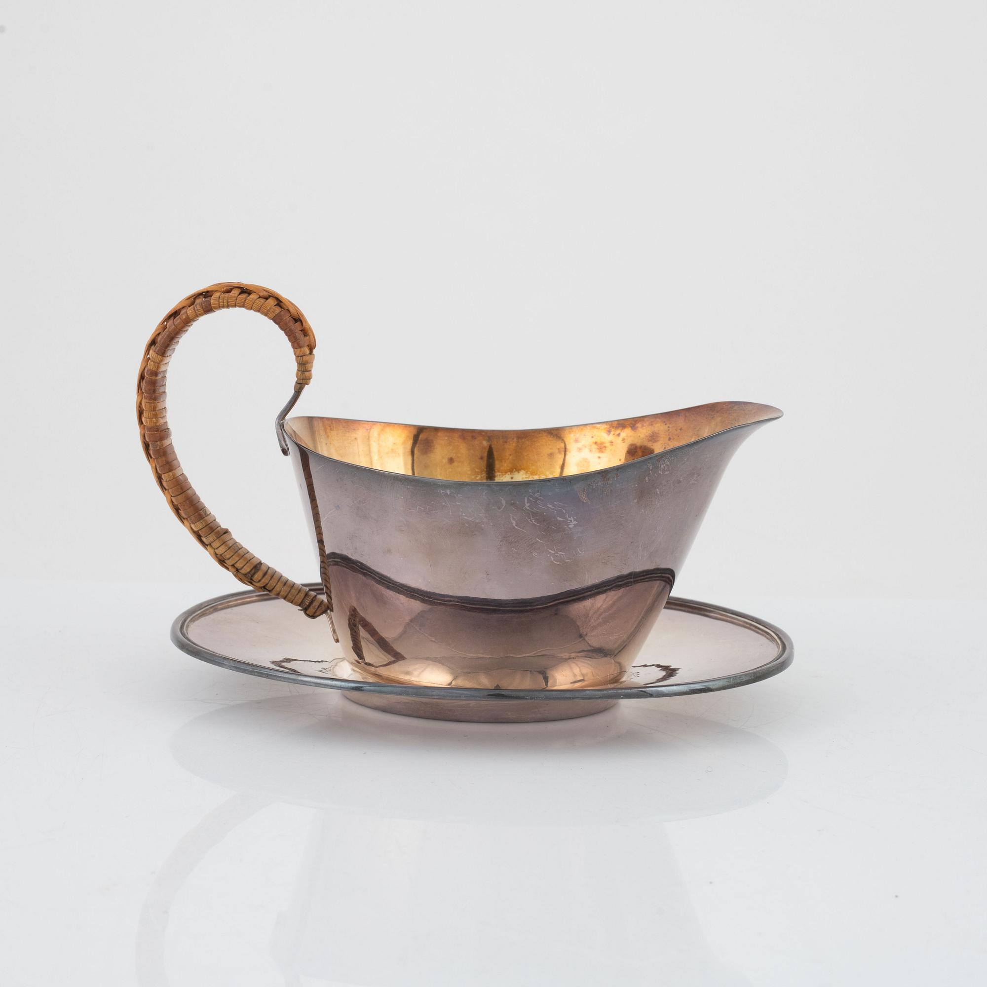 Ainar Axelsson, sauce boat with tray, sterling silver, GAB, Stockholm, 1952.