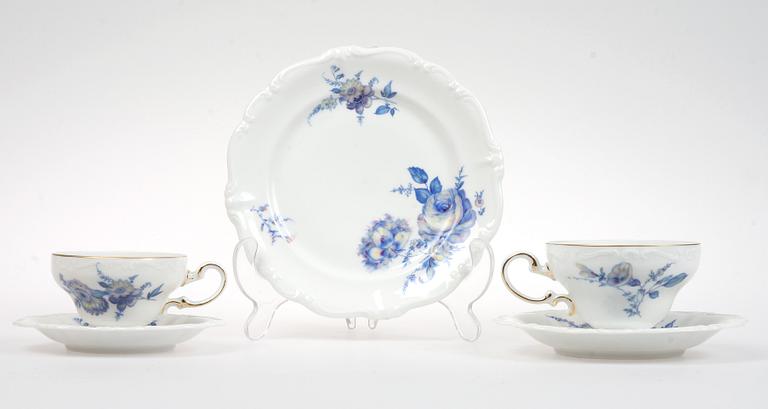 TE- och KAFFESERVIS, 38 delar, porslin,"Pompadour", Rosenthal.