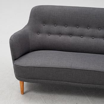 Carl Malmsten, a 'Samsas' sofa, AB O.H. Sjögren, Tranås.