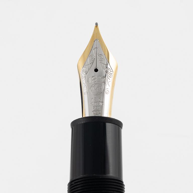 Mont Blanc, fountain pen, 18K gold, Meisterstuck.