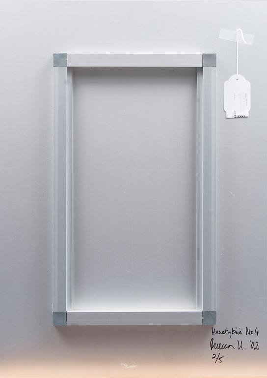 ONERVA UTRIAINEN, C-print monterad på aluminium, a tergo signerad, numrerad 2/5 och daterad -02.