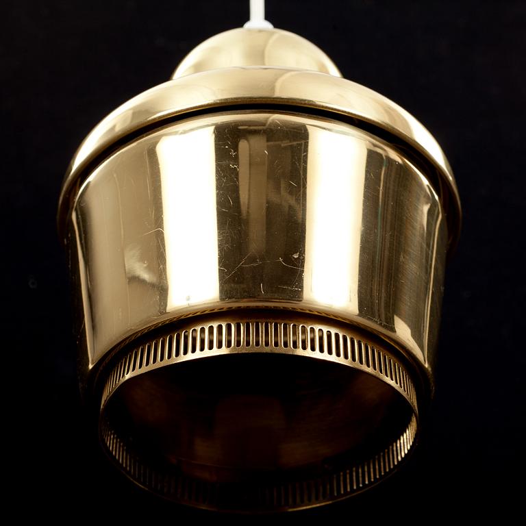 TAKLAMPA, "Guldklocka". Alvar Alto.