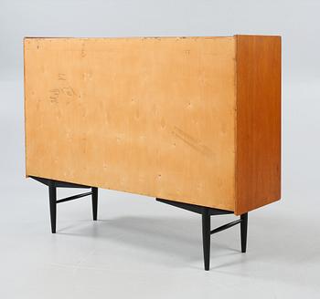 SIDEBOARD, omkring 1900-talets mitt.