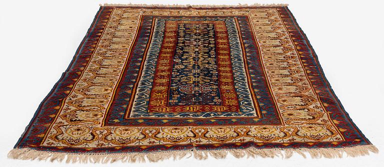An antique Zeichur rug, c. 269 x 184 cm.