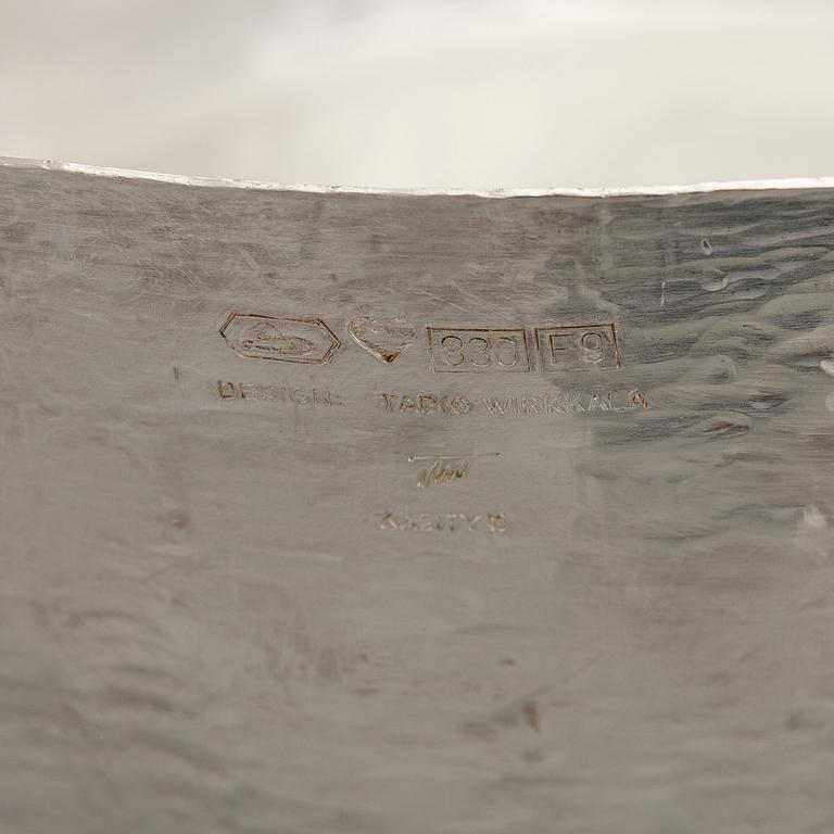 Tapio Wirkkala, a silver bowl, Kultakeskus, Hämeenlinna 2007.