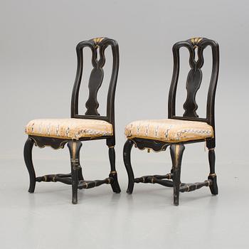 STOLAR, ett par, senbarock, 1700-tal.