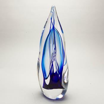 Hanne Dreutler, a glass sculpture from Studio Åhus, Sweden, 1996.