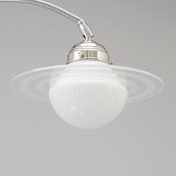 BORDSLAMPA, Saturnus-modell 1900-talets andra hälft.