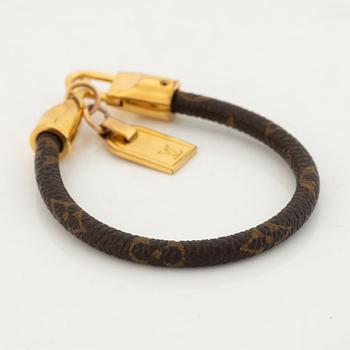 Louis Vuitton armband.