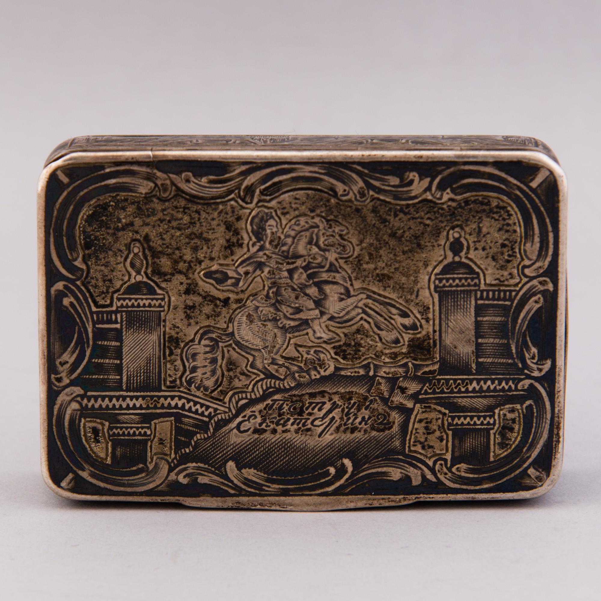 SNUFF BOX, silver with niello decoration, Moscow probably 1826, goldsmith OB.