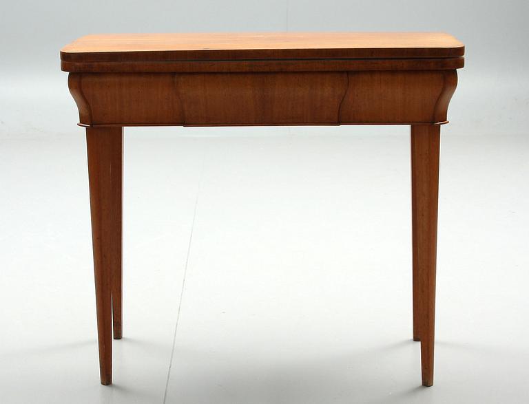 SPELBORD, gustaviansk stil, 1900-talets första hälft.