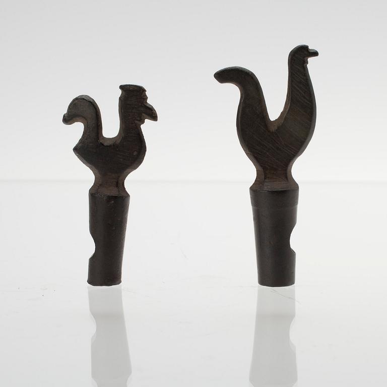 KRANTAPP, 2 st, Östersjöområdet, 1500-1600-tal.