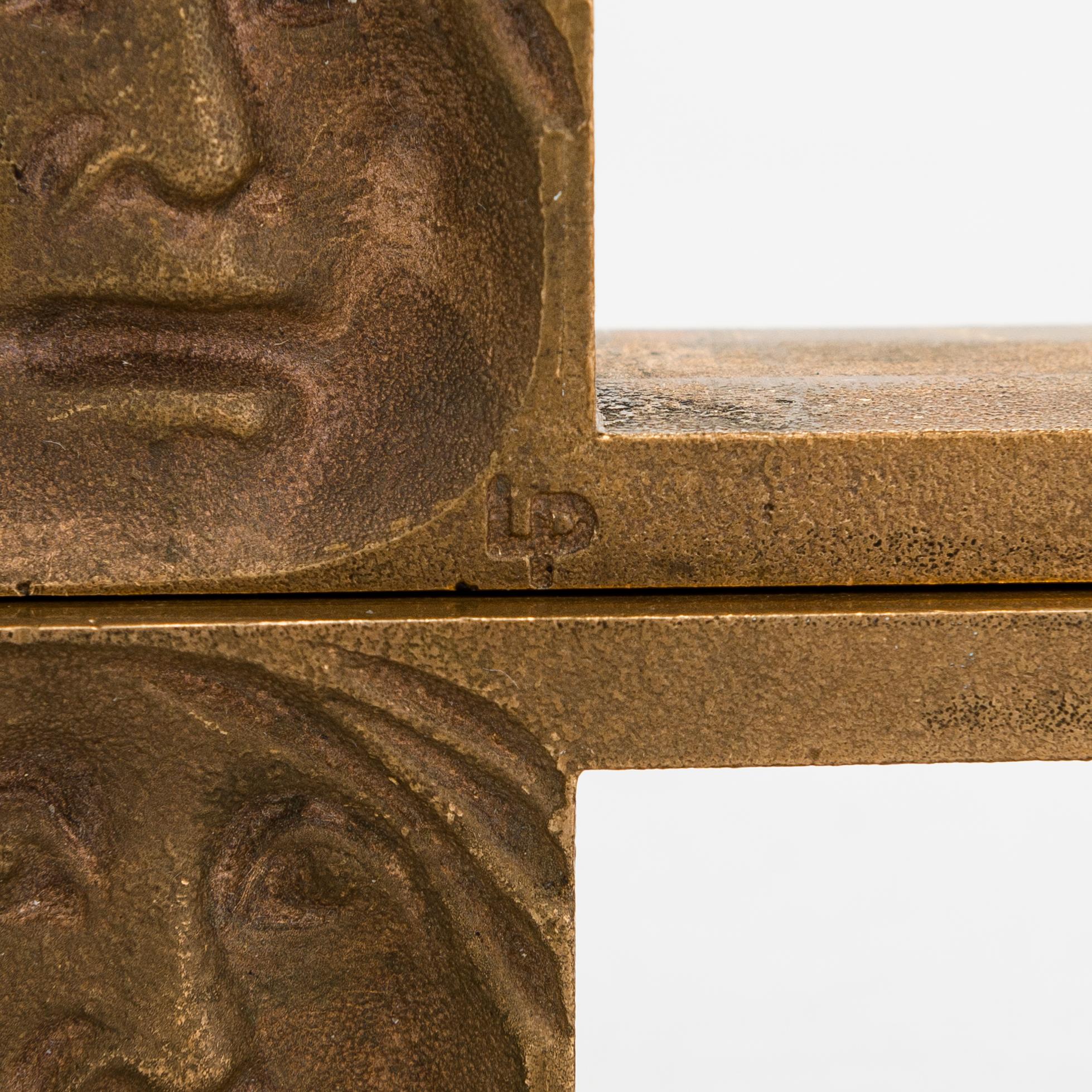 Laila Pullinen, sculpture/medal, bronze, signed LP, numbered 2291.