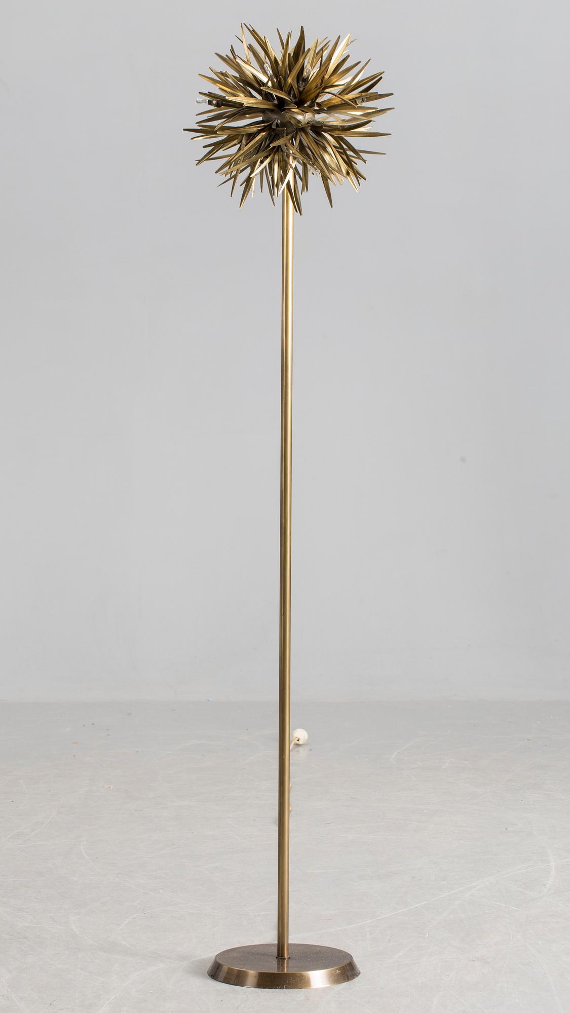 GOLVLAMPA, 1900-talets andra hälft.