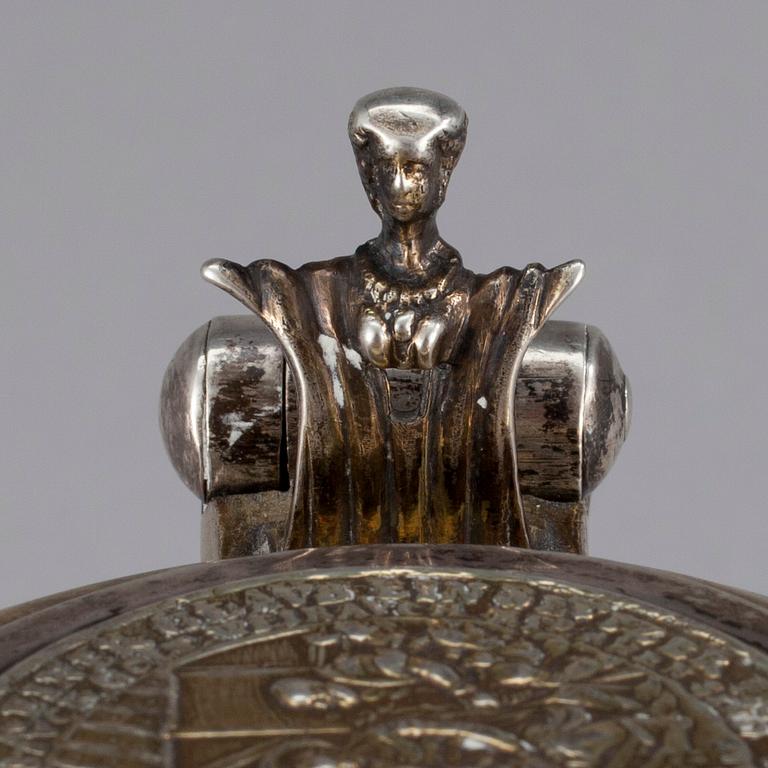 STOP, silver. Lars Hackzell Strängnäs 1737-73. Höjd 15,5 cm. Vikt 710 g.