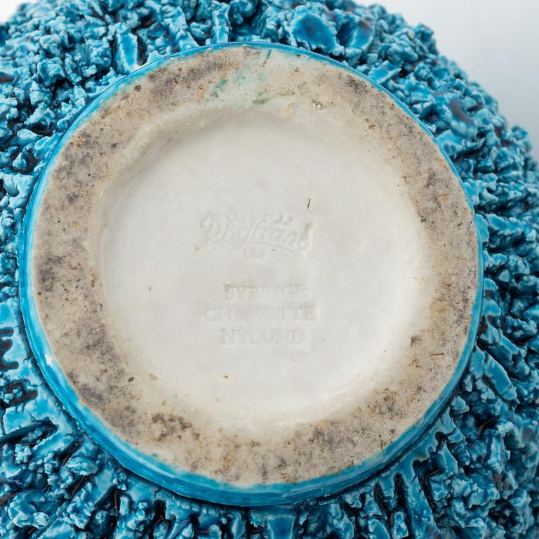 Gunnar Nylund, vas, chamotterat stengods, "Igelkottsvasen", Rörstrand.