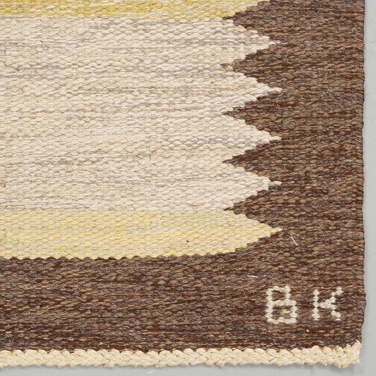 EN GALLERIMATTA, "Viggen", rölakan, 259 x 123,5 cm, signerad SH BK.