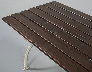 TRÄDGÅRDSBORD, Byarum, 1900-talets andra hälft.