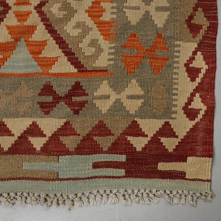 Matto, kilim, ca 192 x 125 cm.