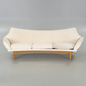 JOHANNES ANDERSEN, soffa, Trensum, 1900-talets andra hälft.