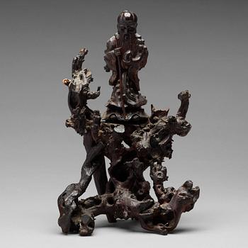 A Chinese root sculpture, Qing dynasty, 19th Century.